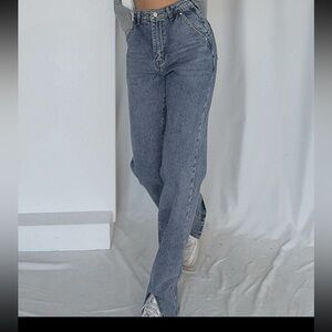 NWT classic straight leg Jean